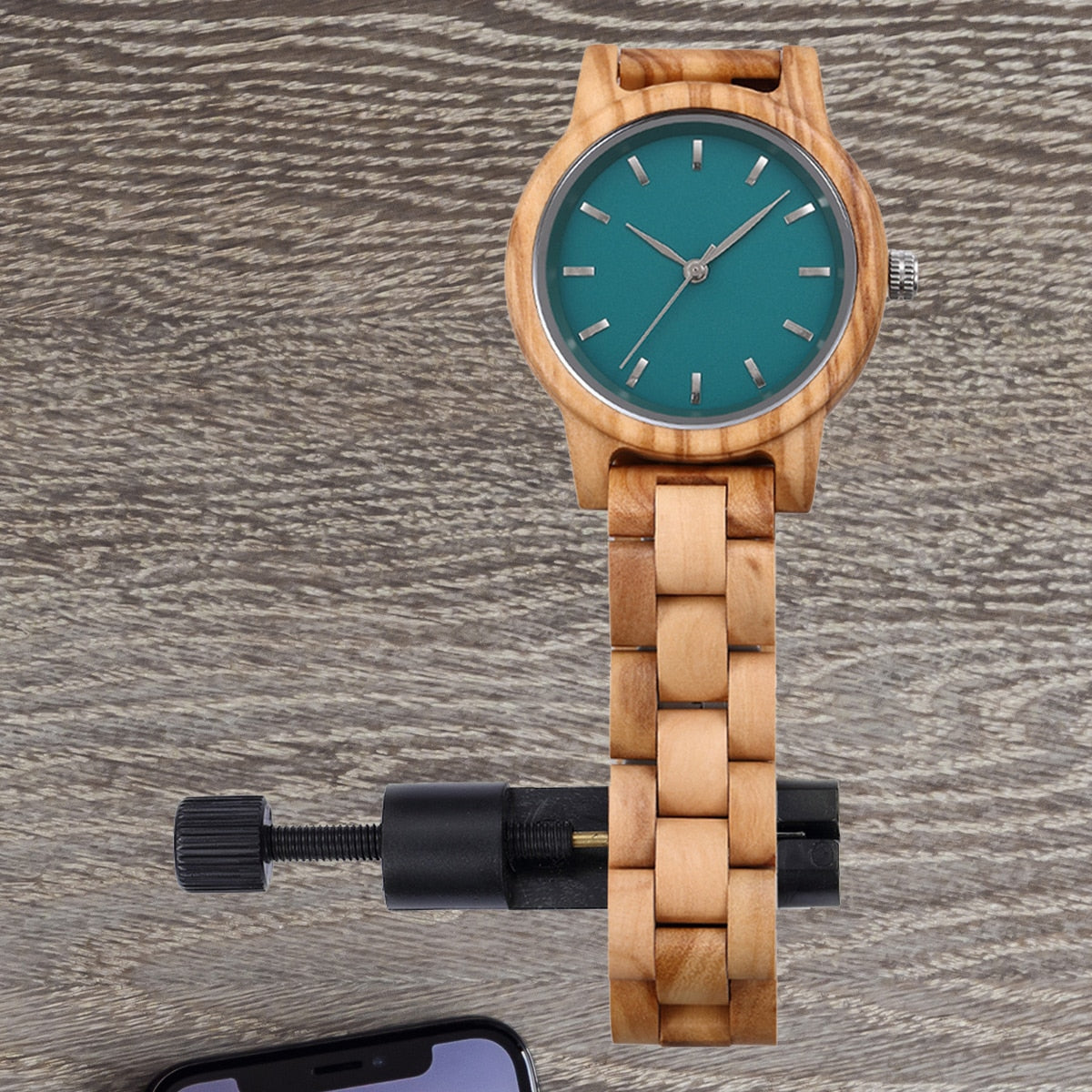 green-dial-simple-ladies-wood-grain-watch - Eminent Watches